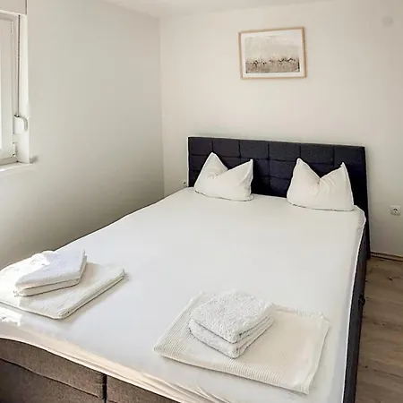 Awesome In With Wifi Apartment *