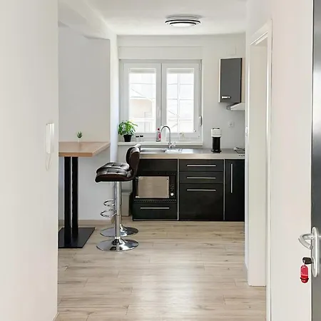 Apartment Awesome In With Wifi Povljana